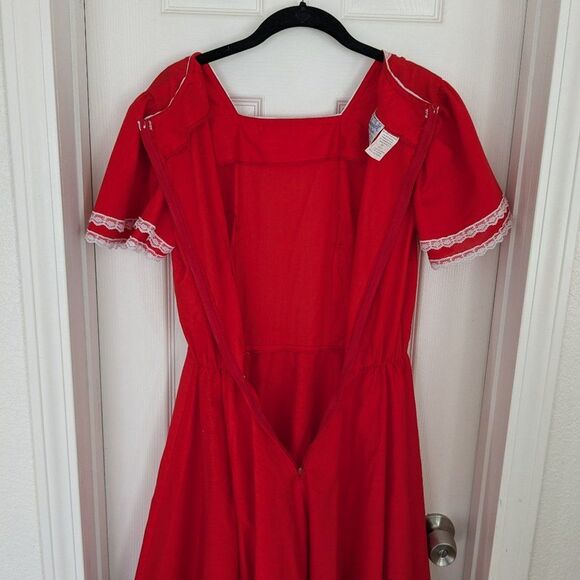 Vintage Rockmount Ranch Wear Dress - 16 - Red & Rainbow w/ Ruffles, Bows, Lace - Picture 8 of 15
